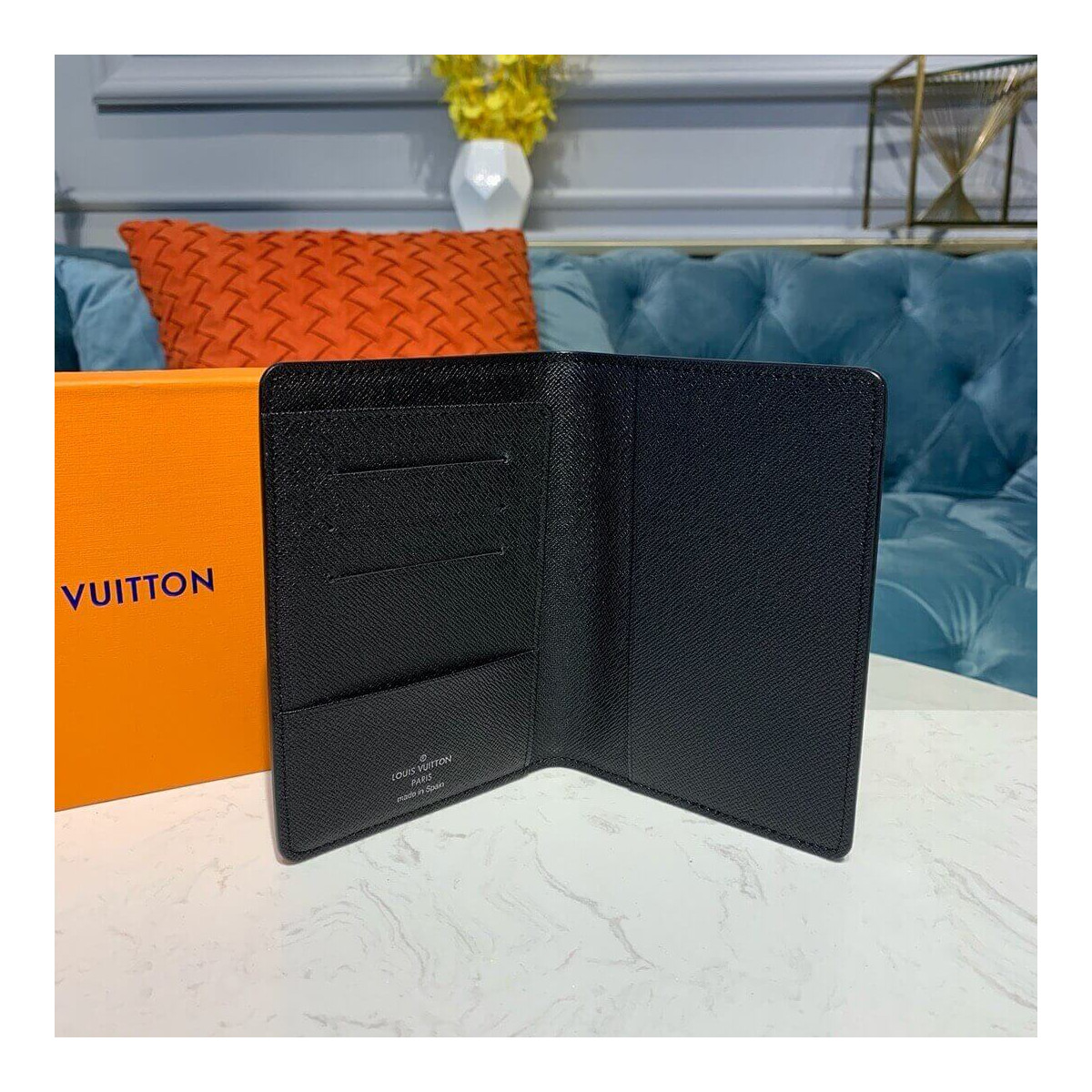 Louis Vuitton Damier Graphite Passport Cover N64411