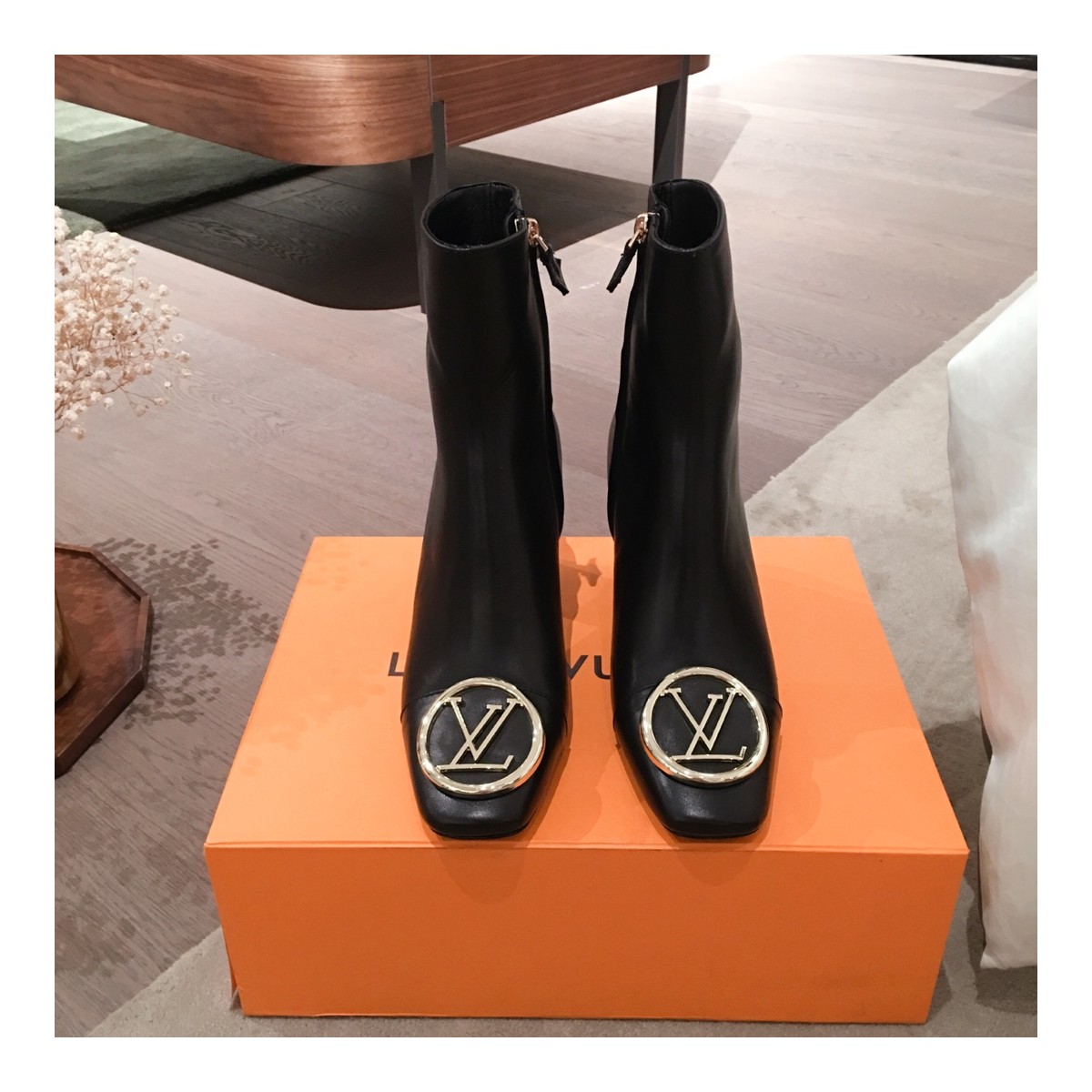 Louis Vuitton Madeleine Ankle Boot 1A5BPA