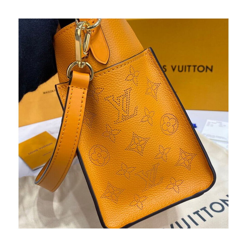 Louis Vuitton On My Side PM M57730 Orange