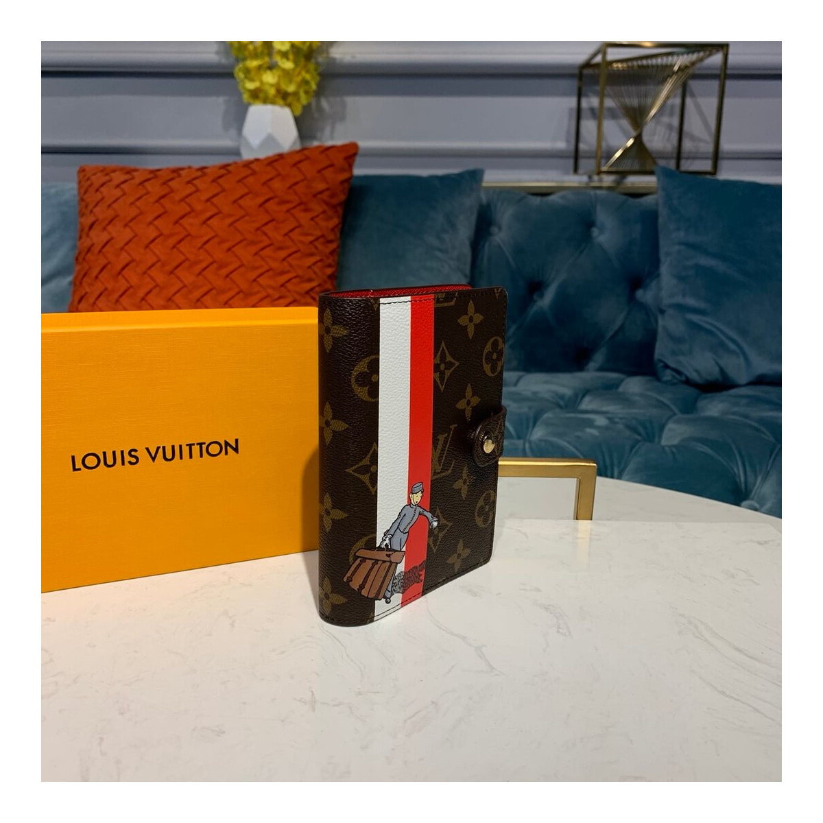 Louis Vuitton Tintin Groom Bellboy Small Ring Agenda Cover R20005