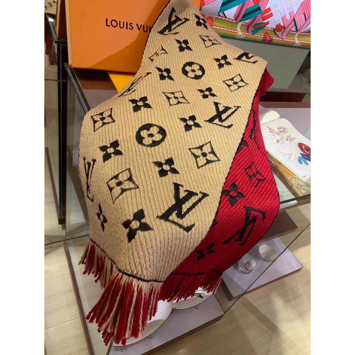 Louis Vuitton Logo Duo Scarf M73886