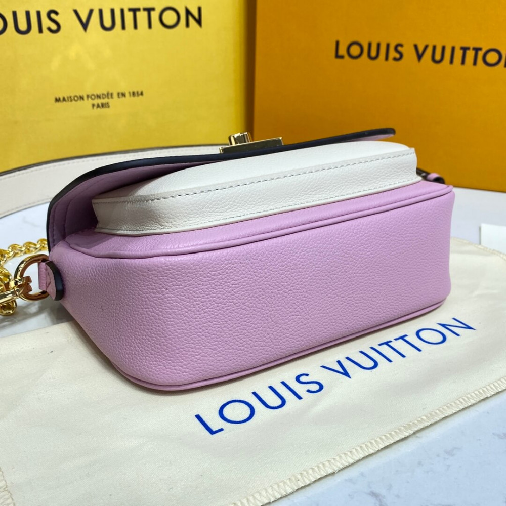 Louis Vuitton Lockme Tender M59732 Guimauve Pink