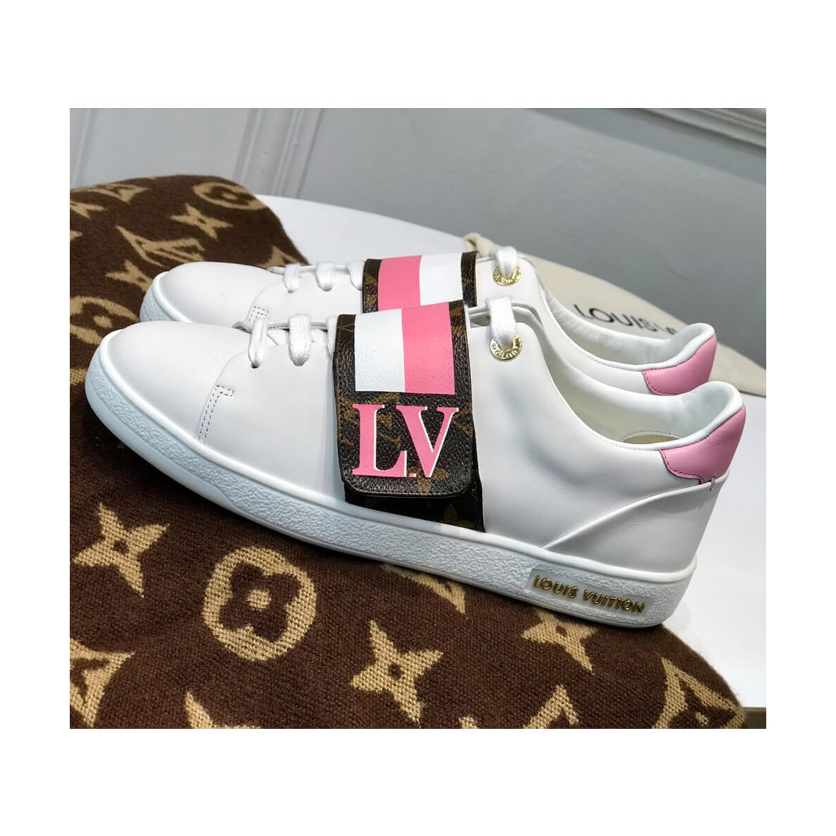 Louis Vuitton Frontrow Sneakers MS0148 Pink