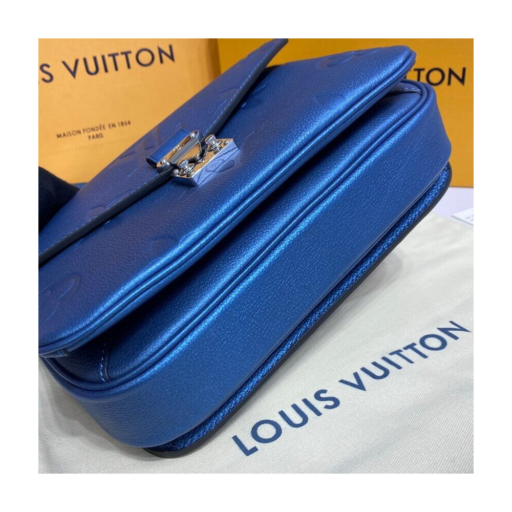 Louis Vuitton Pochette Metis M59211 Navy Nacre