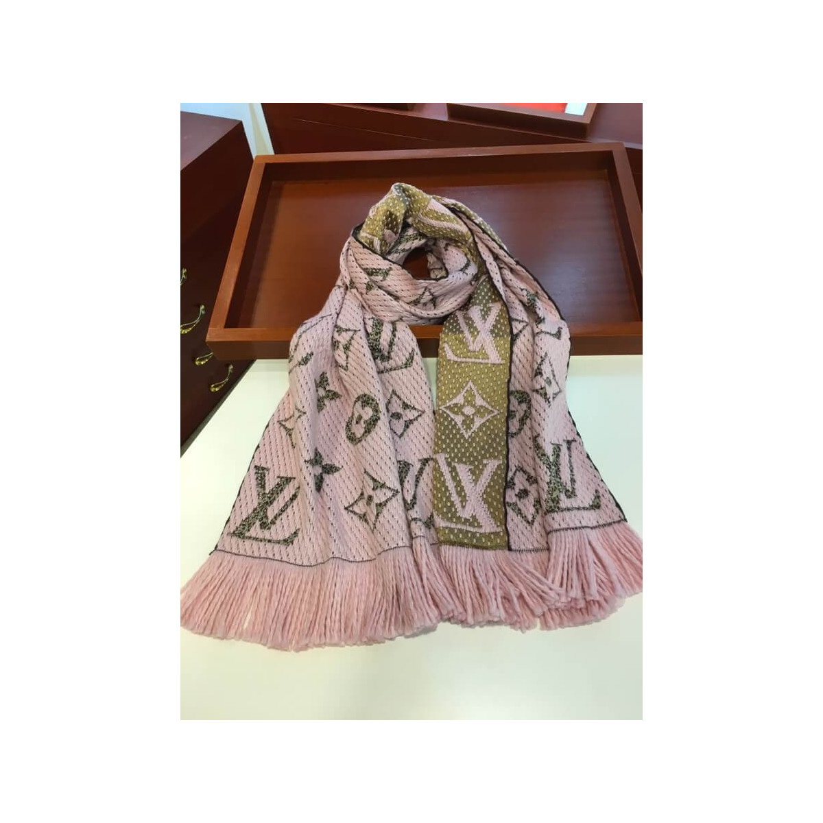 Louis Vuitton Monogram Giant Jungle Logomania Scarf M75884