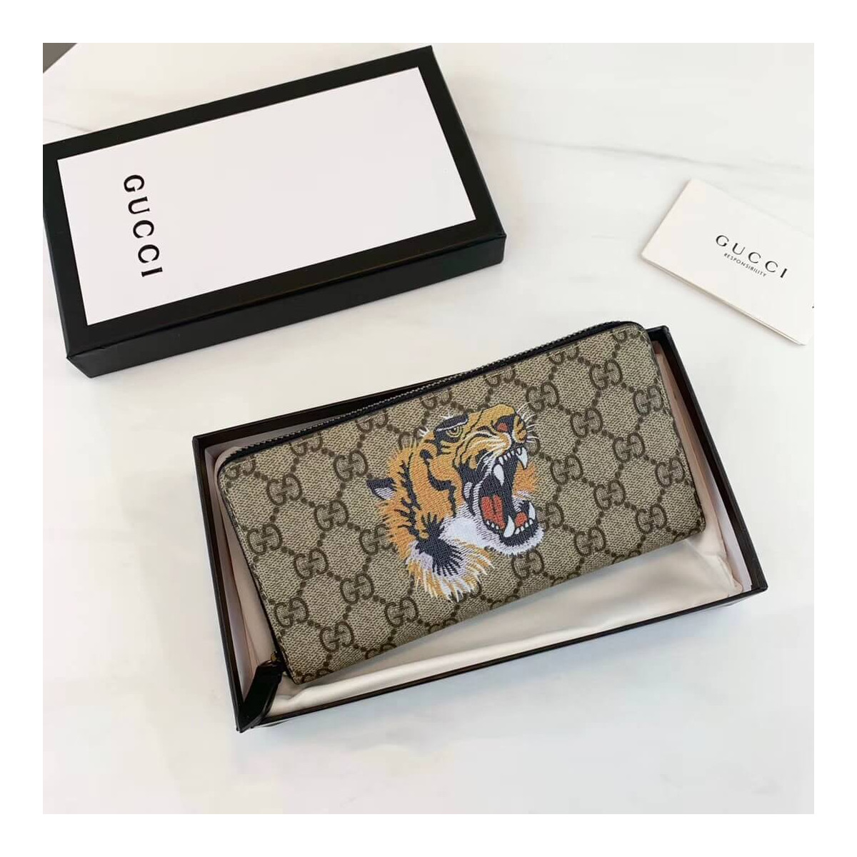 Gucci Angry Tiger Print GG Supreme Zip Around Wallet 451273