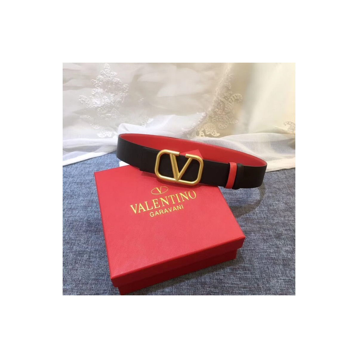 Valentino Reversible Vlogo Belt In Black / Red Glossy Calfskin 40 mm