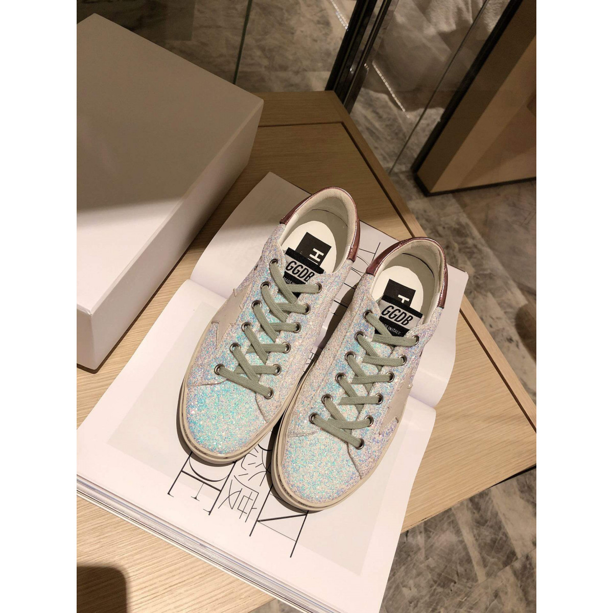 Golden Goose Hi Star Sneakers  in Suede G36945