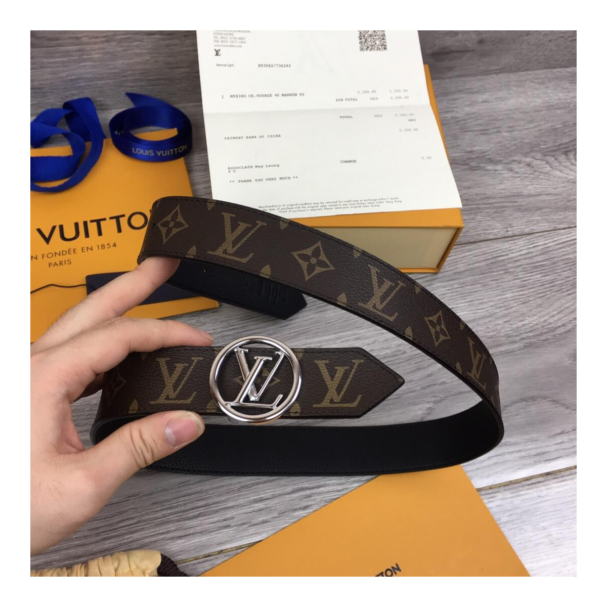 Louis Vuitton Circle 35mm Reversible Belt M0143U