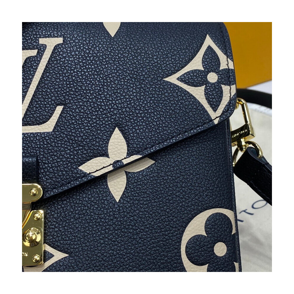 Louis Vuitton Pochette Metis M45773