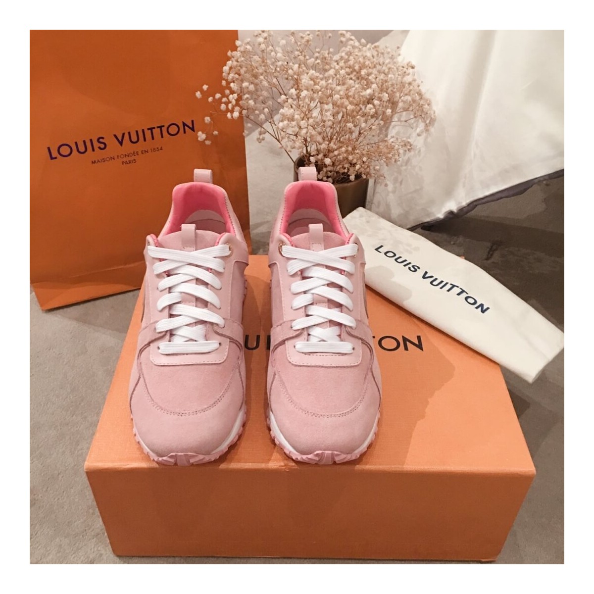 Louis Vuitton Suede Run Away Sneaker 1A5C2G