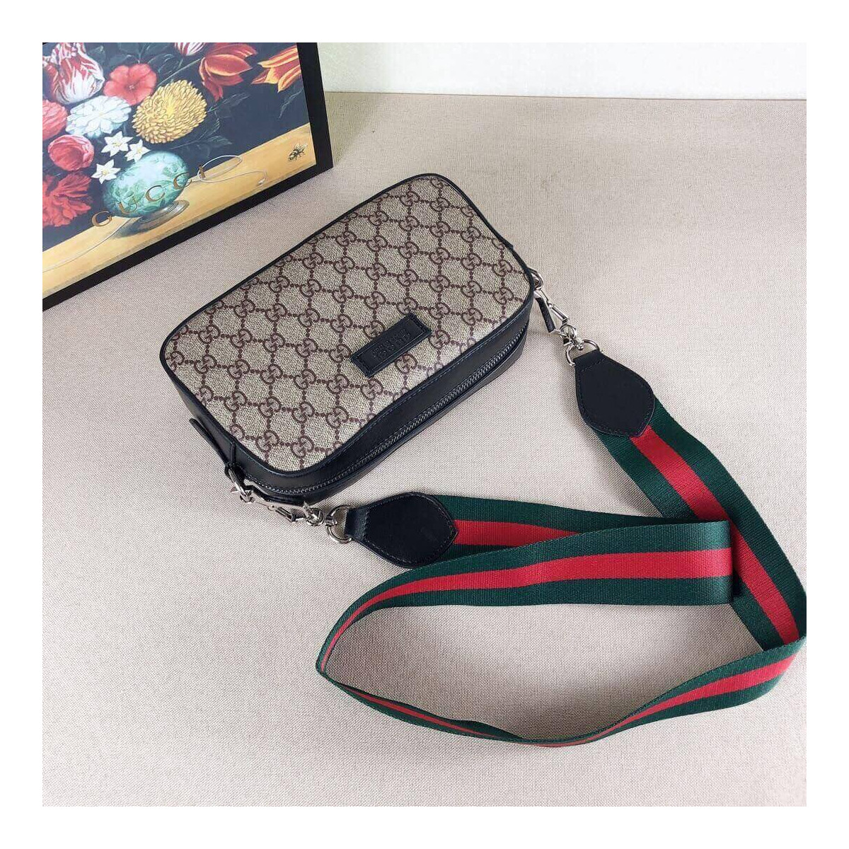 Gucci GG Supreme Messenger Bag 574886