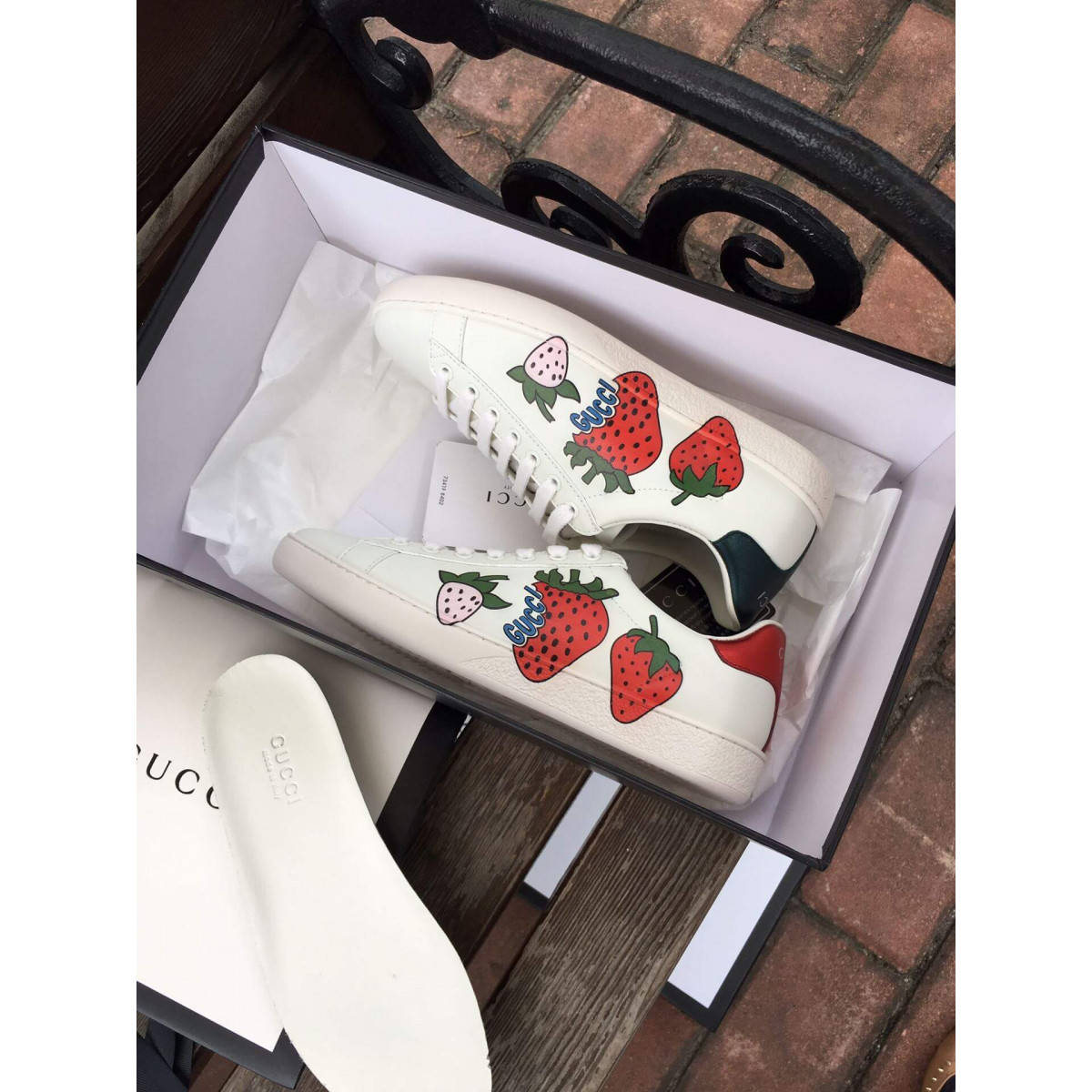 Gucci Ace Sneaker with Strawberry 577147