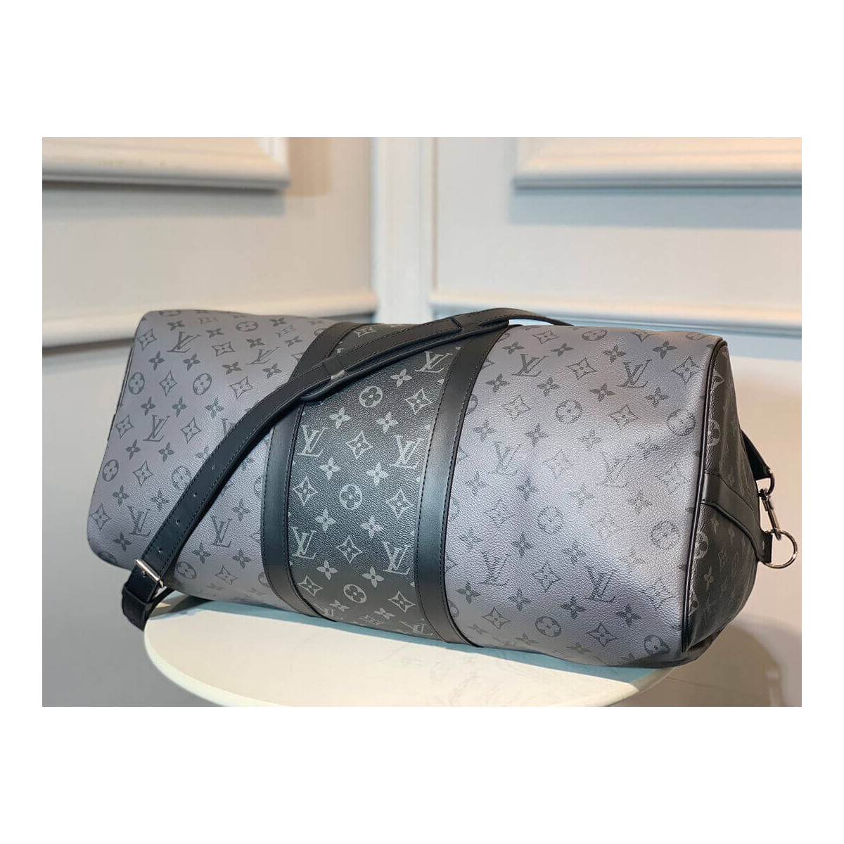 Louis Vuitton LV Keepall Bandoulière 50 M45392