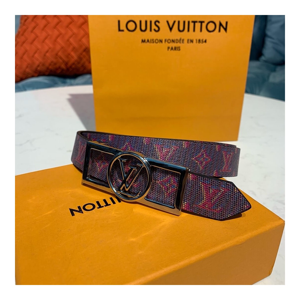 Louis Vuitton Dauphine 25mm Reversible Belt MP139U