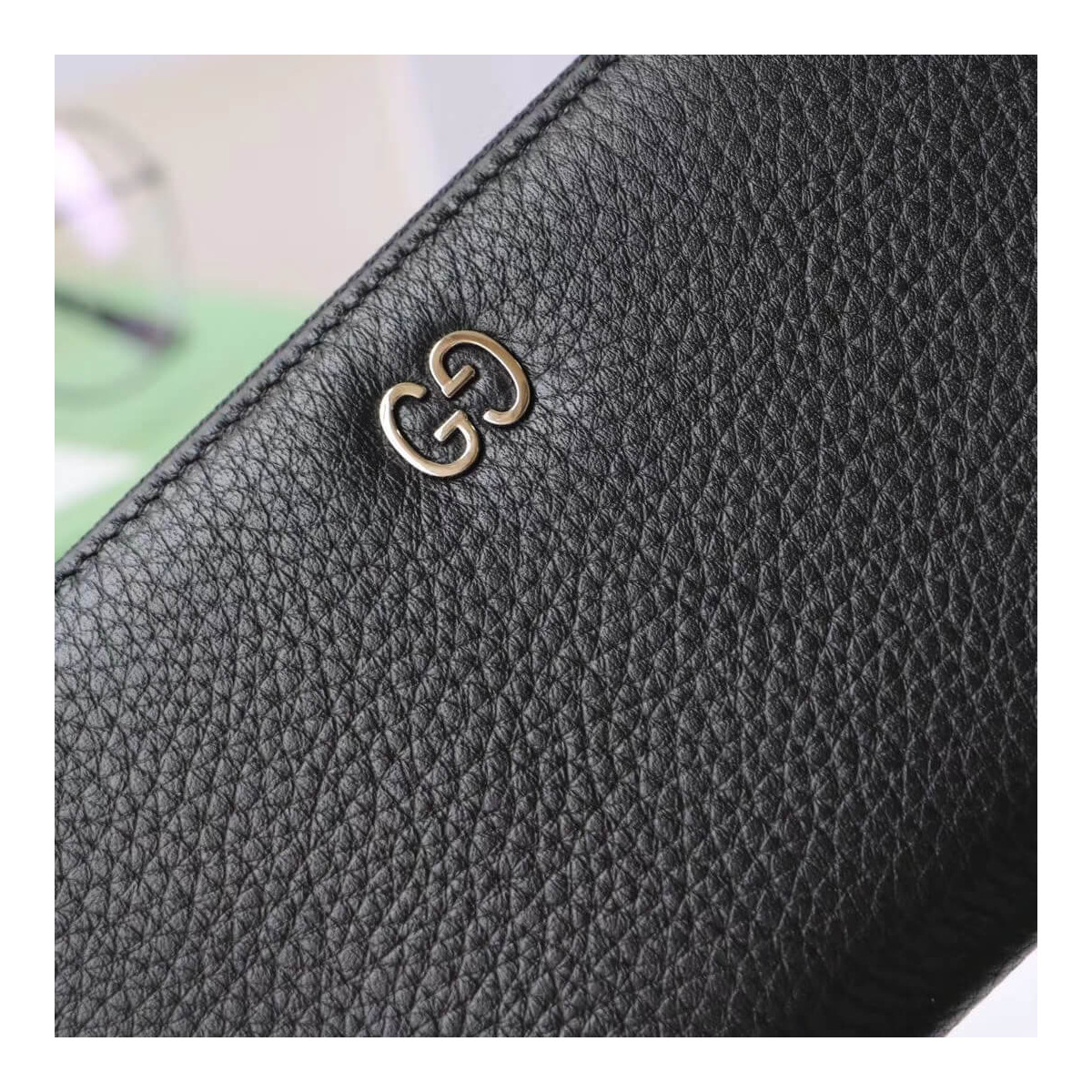 Gucci Leather Zip Around Wallet 473928