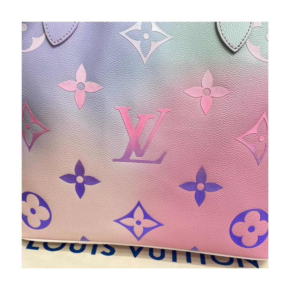 Louis Vuitton Neverfull MM M46077 Sunrise Pastel