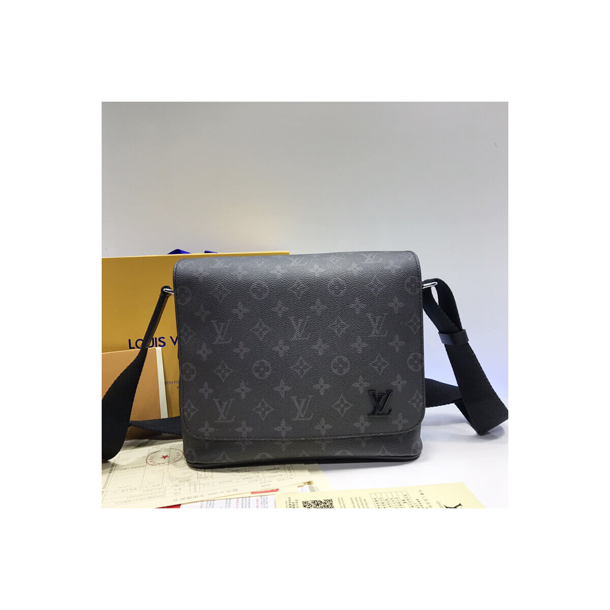 Louis Vuitton Monogramme Eclipse Canvas District PM M44000