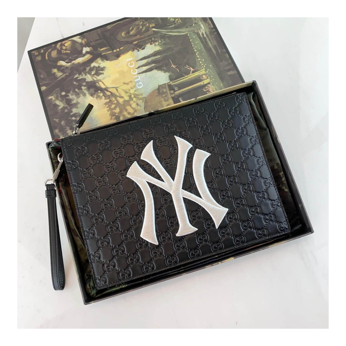 Gucci Leather Pouch with NY Yankees™ Patch 547796