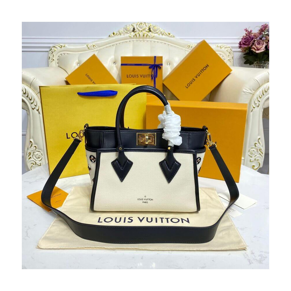 Louis Vuitton On My Side PM M59905