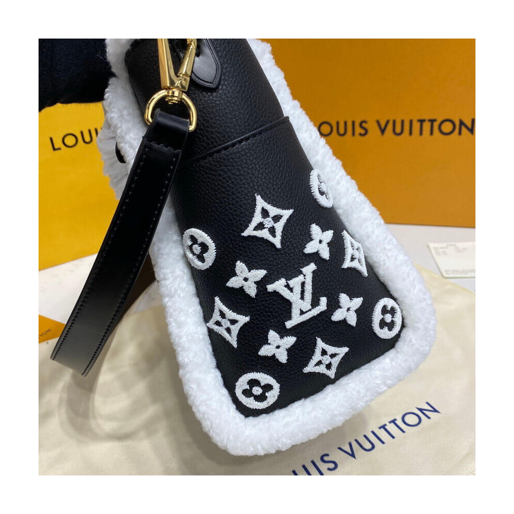 Louis Vuitton On My Side PM M58919 Black