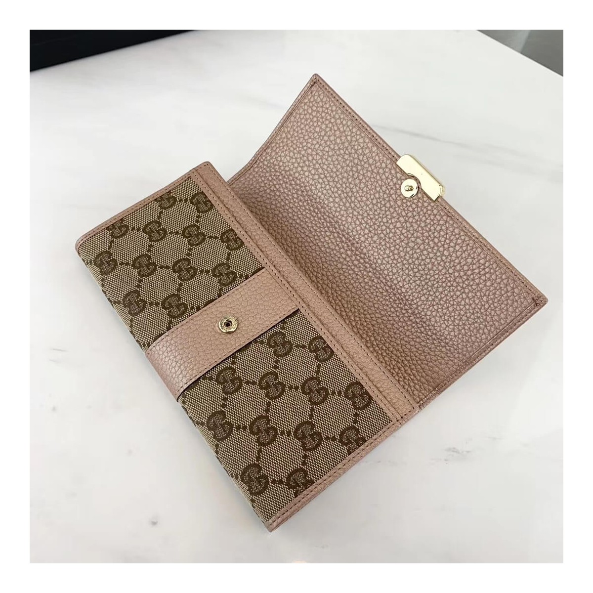 Gucci GG Continental Wallet 233028