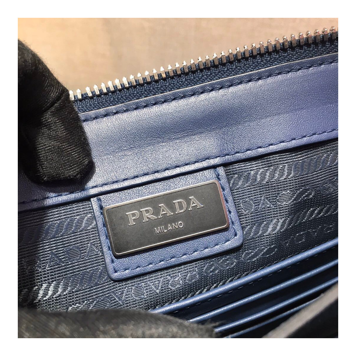 Prada Leather Clutch 2VF018