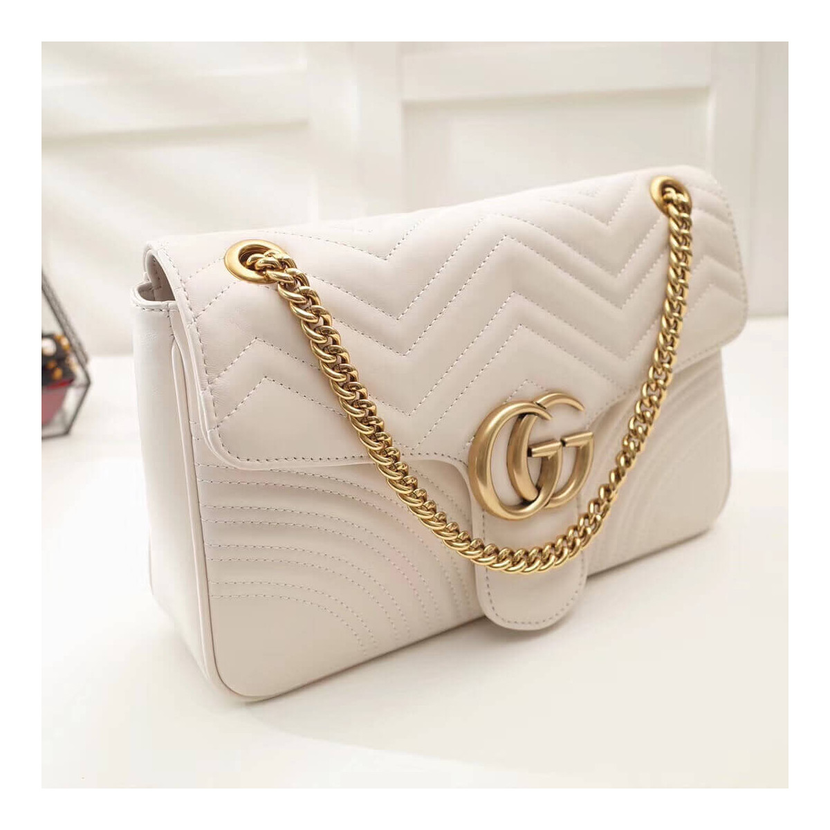 Gucci GG Marmont Medium Matelassé Shoulder Bag 443496