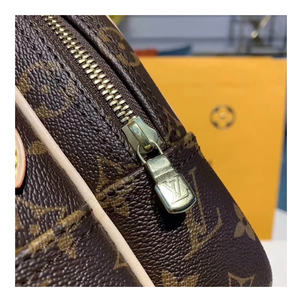 Louis Vuitton Monogram Cavas Reporter PM M45254