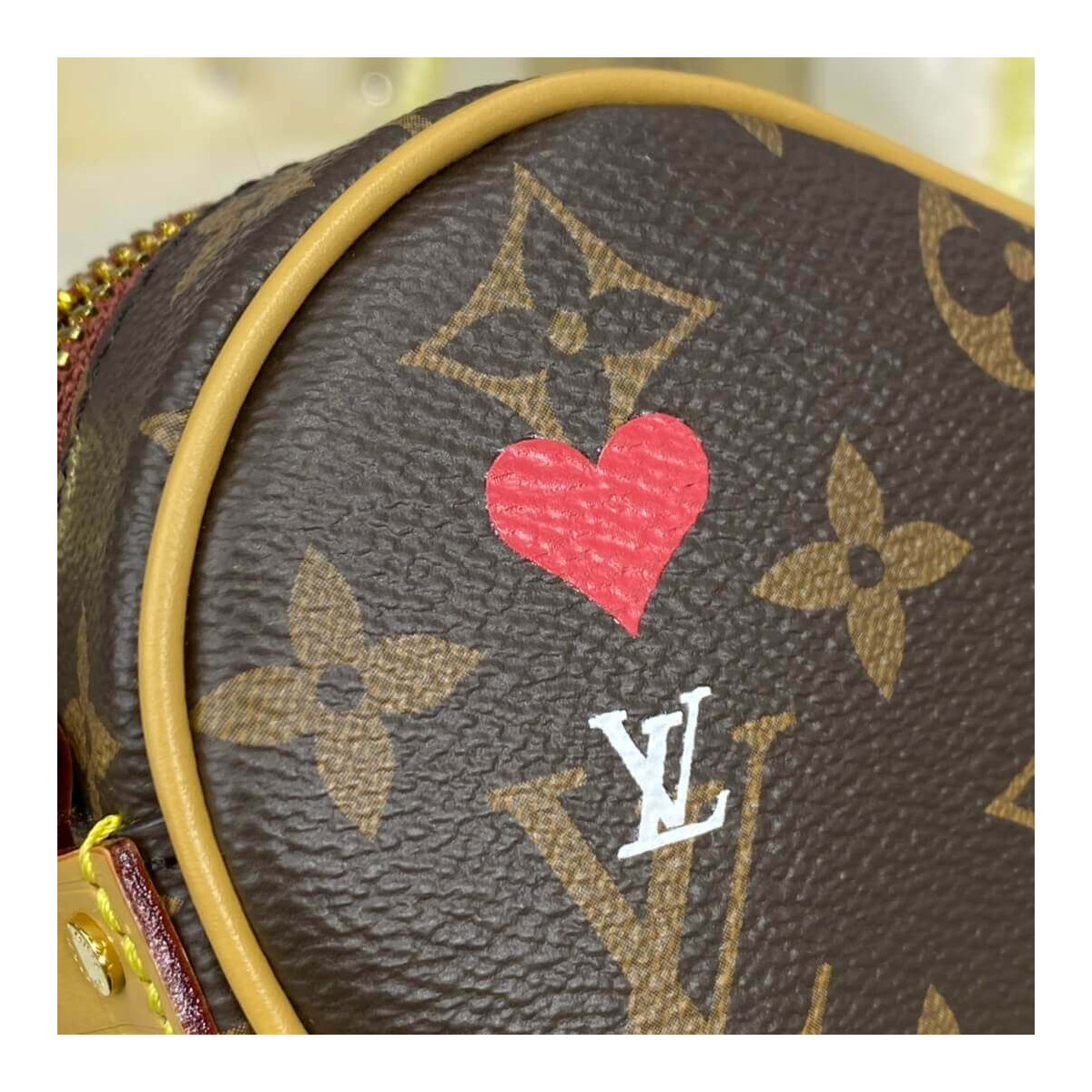 Louis Vuitton Game On Cœur M57456