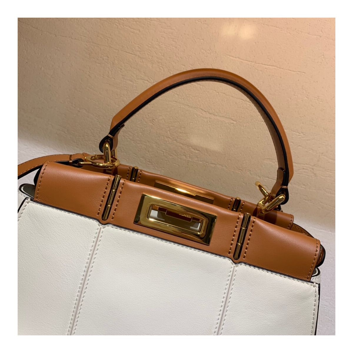 Fendi Peekaboo Iconic Medium Leather Bag 8BN290 White