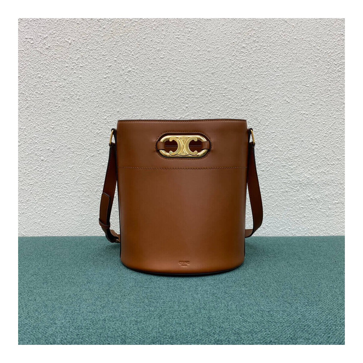 Celine Bucket Maillon Triomphe In Natural Calfskin 193043