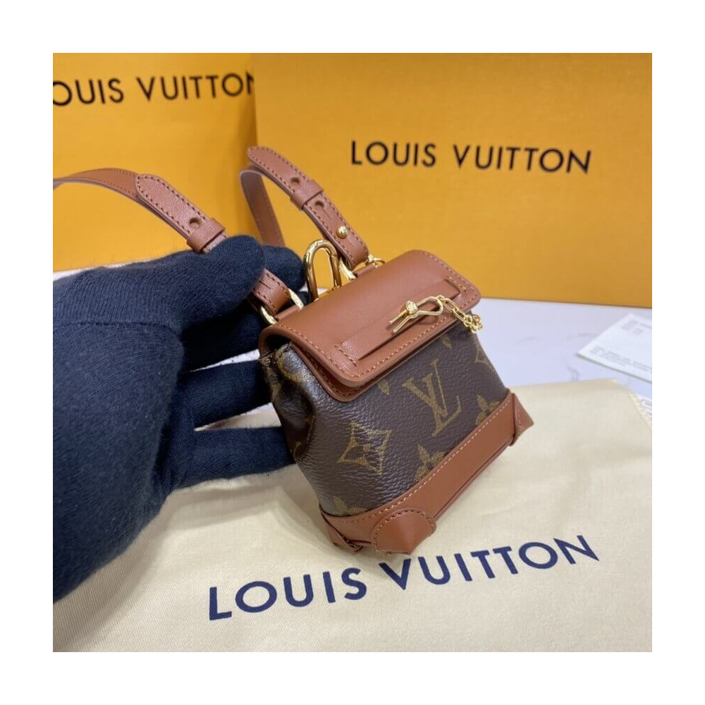 Louis Vuitton Monogram Mini Steamer Pouch M00340