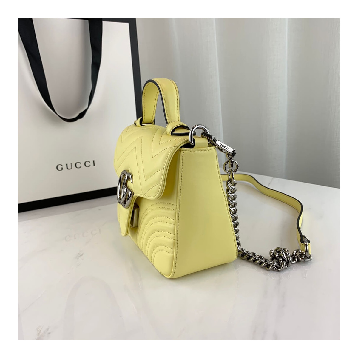 Gucci GG Marmont Top Handle Bag 22cm 547260