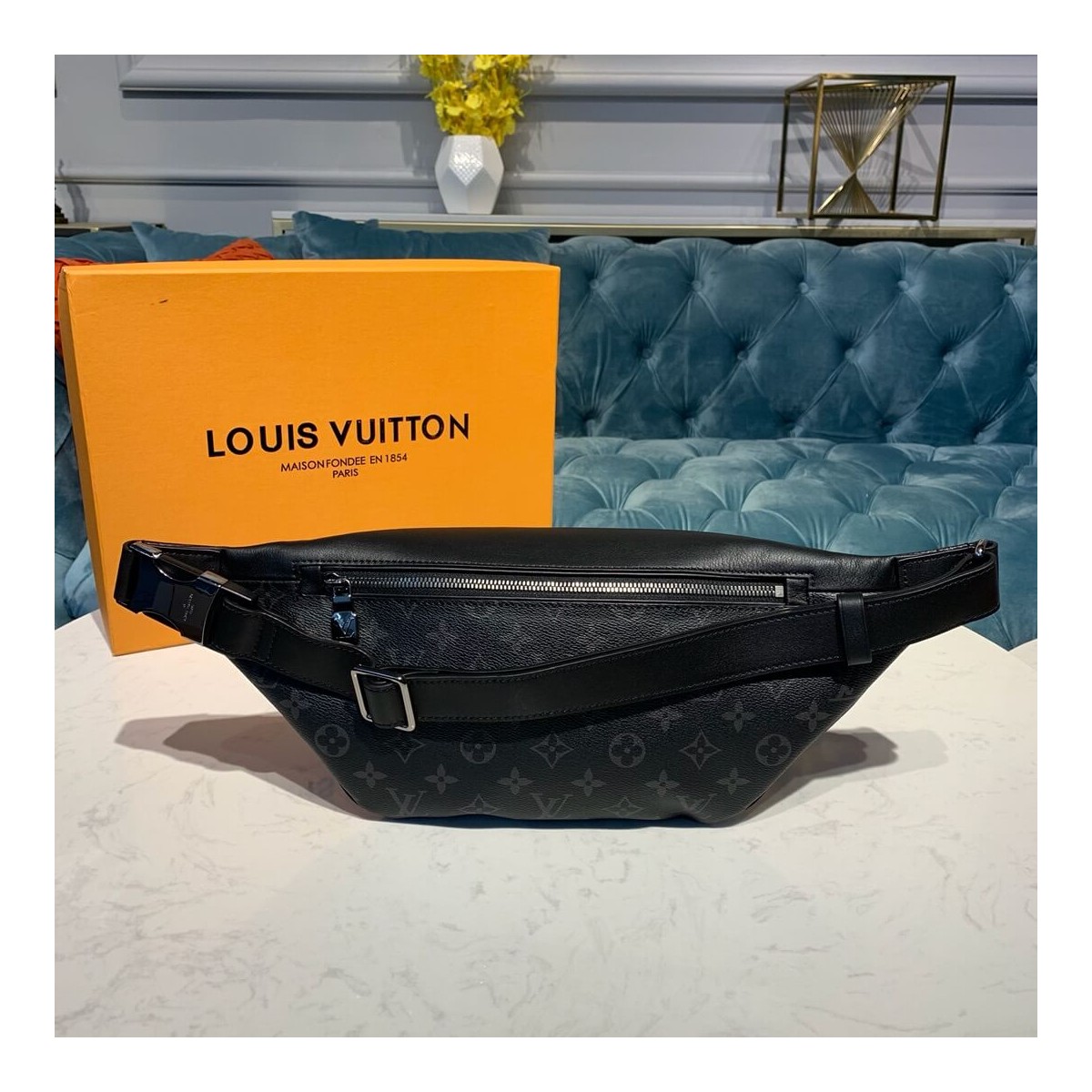 Louis Vuitton Monogram Eclipse Discovery Bumbag M44336