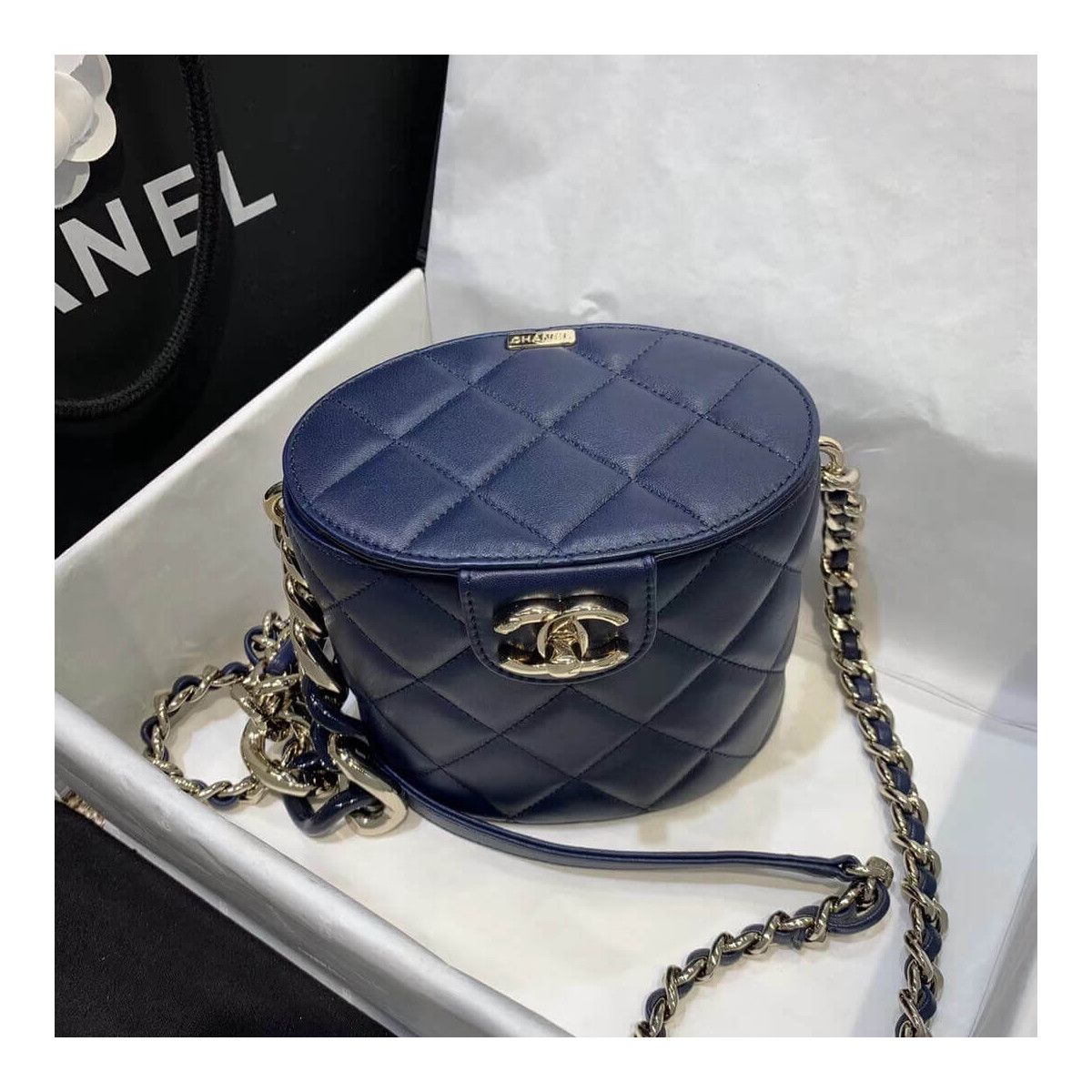 Chanel Round Vanity Case AS1355