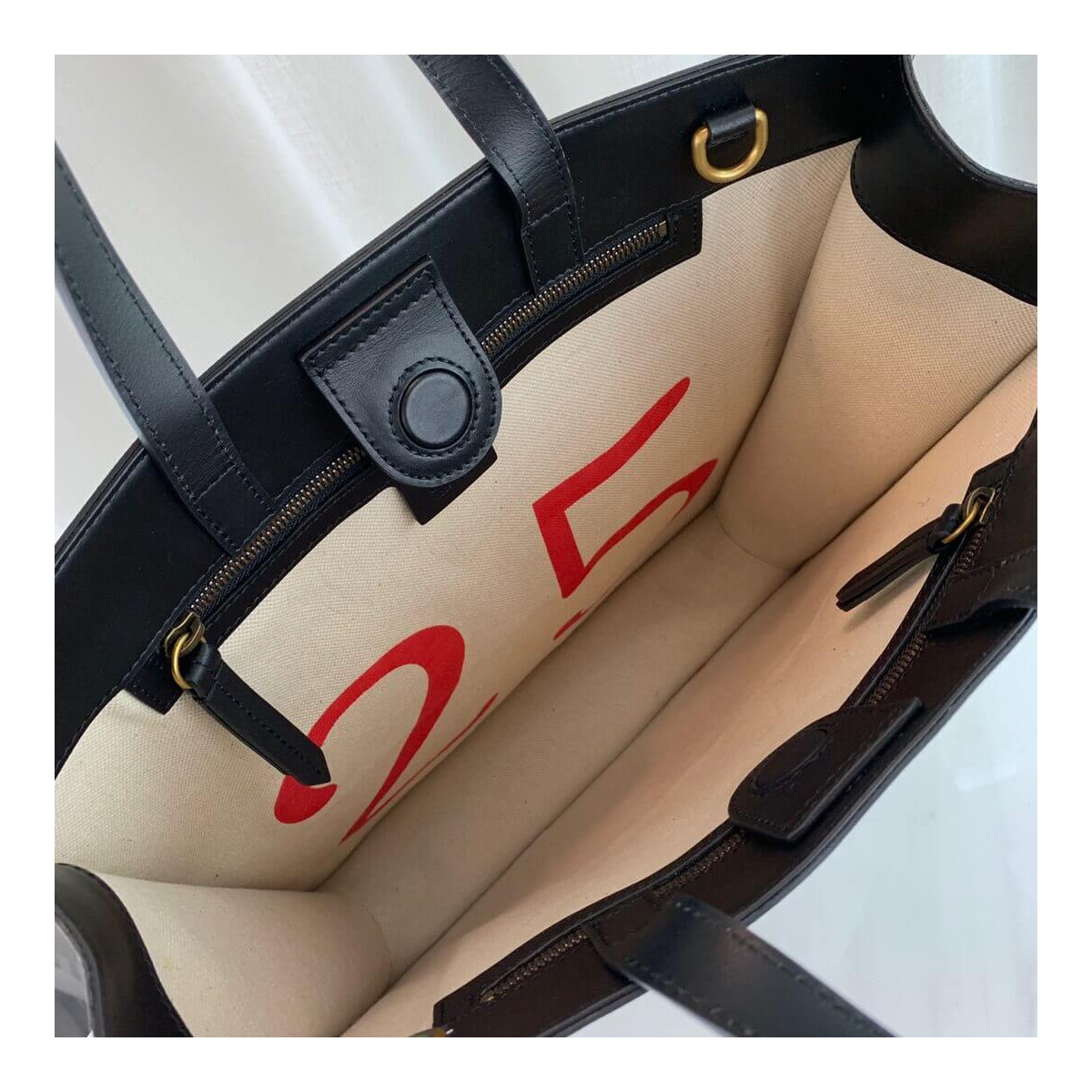 Gucci Bee Print GG Supreme Tote 450850