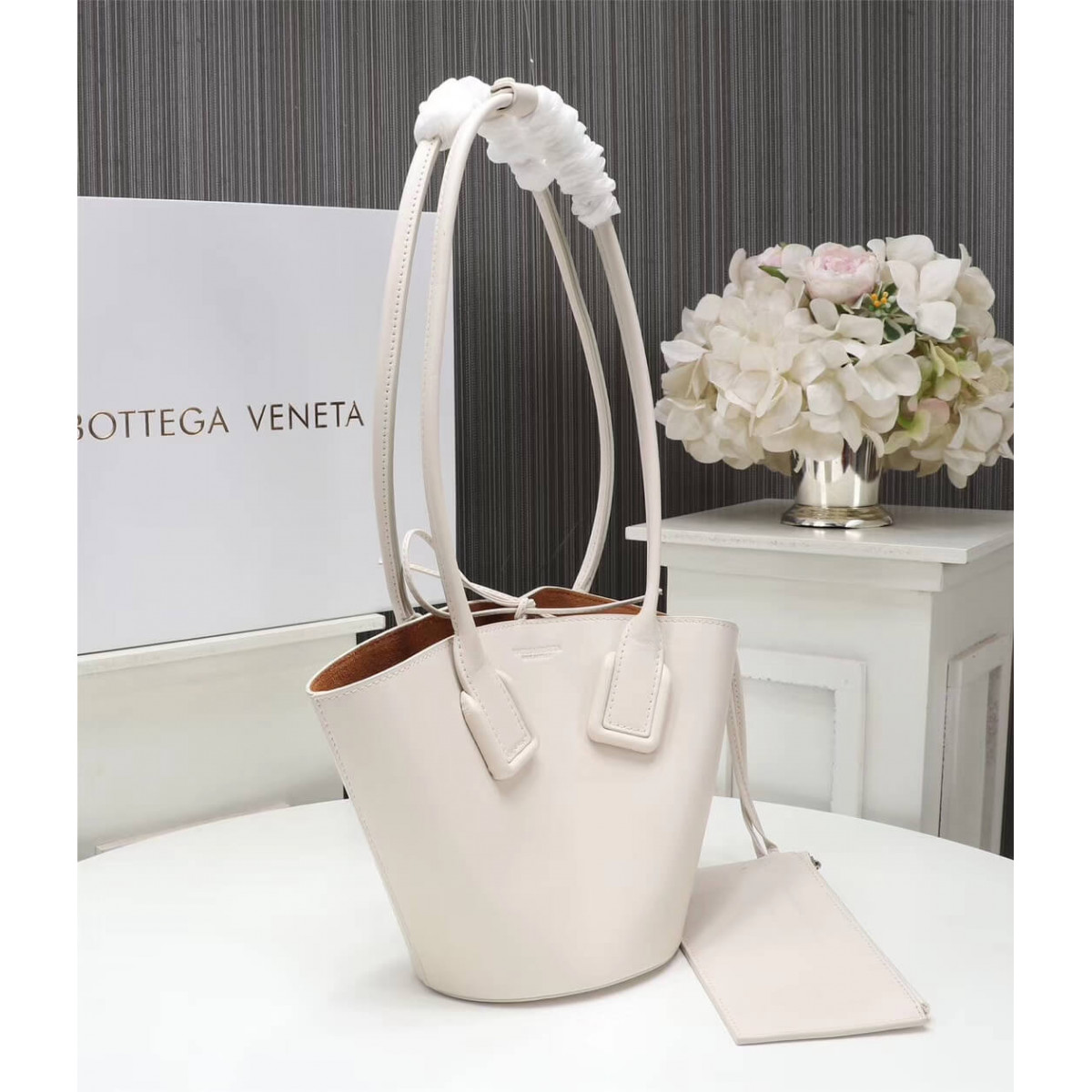 Bottega Veneta Mini Basket Tote 423168