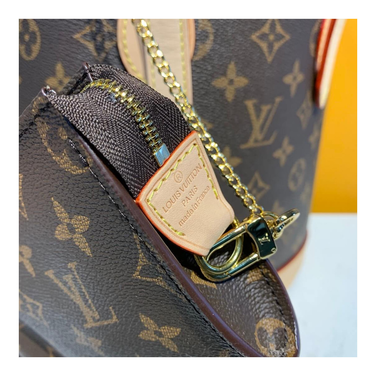 Louis Vuitton Monogram Petit Bucket M42238