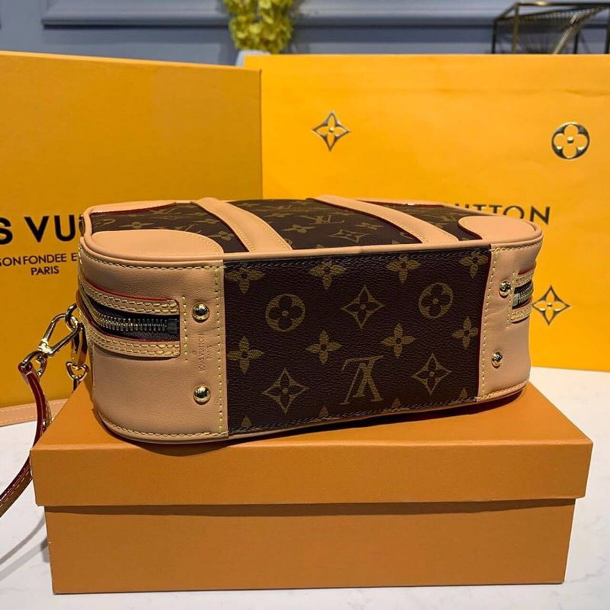 Louis Vuitton Monogram Canvas Valisette PM M44581