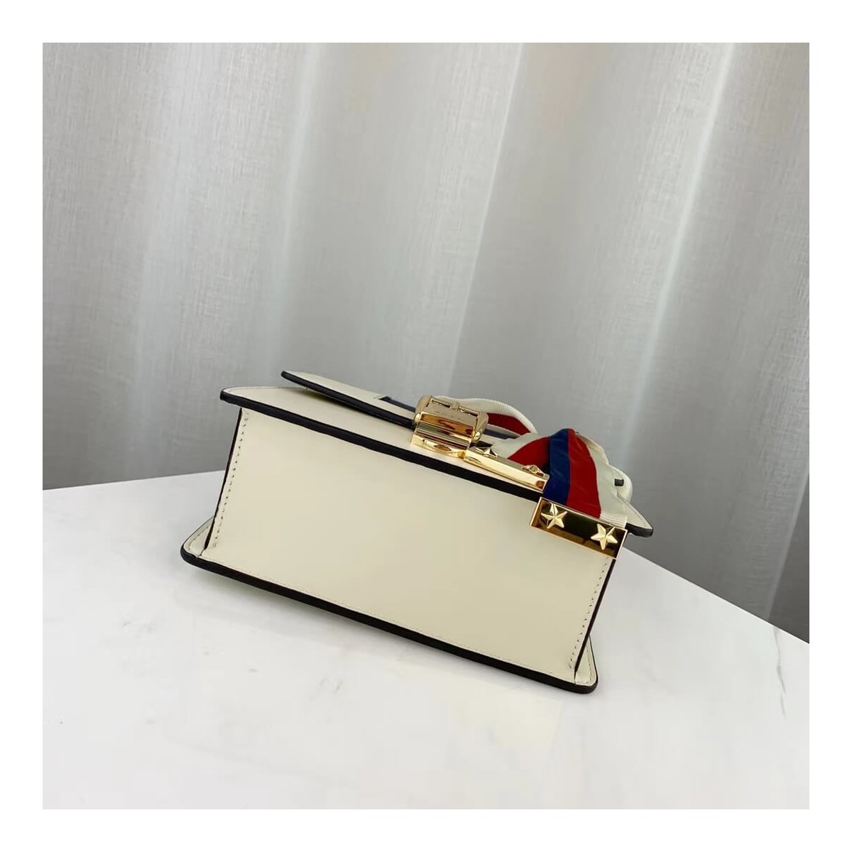 Gucci Sylvie Leather Mini Chain Bag 431666