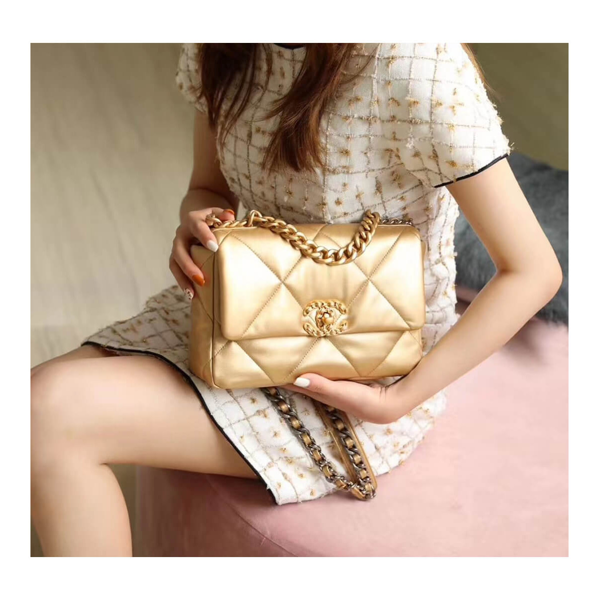 Chanel 19 Flap Bag AS1160 Gold