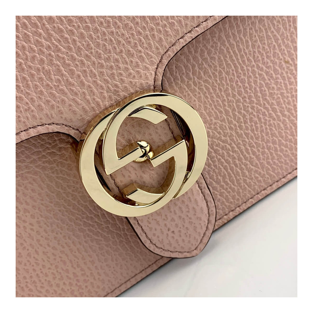 Gucci Interlocking GG Leather Crossbody Bag 28cm 510303