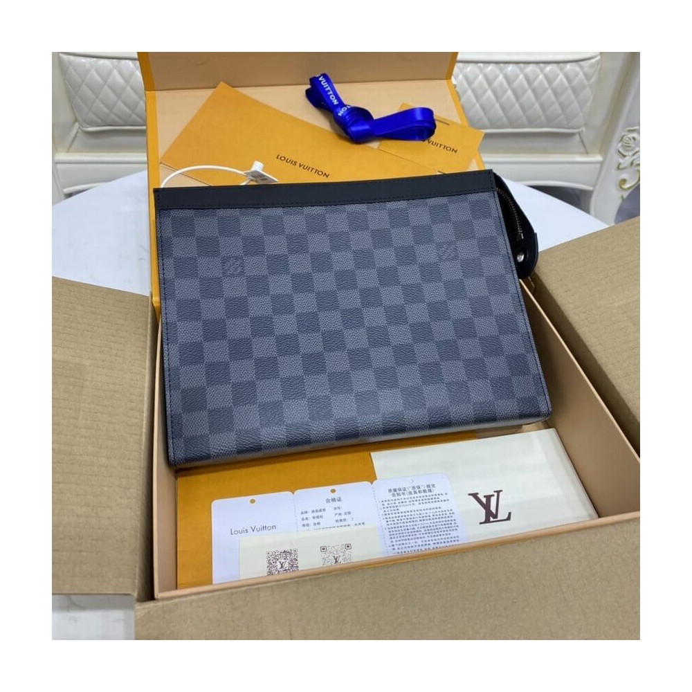 Louis Vuitton Damier Graphite Pochette Voyage MM N41696