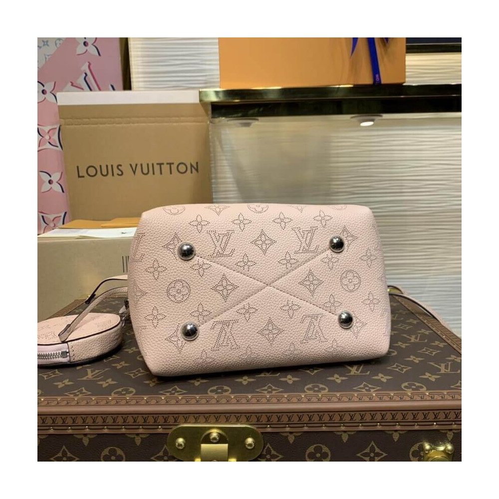 Louis Vuitton Mahina Leather Bella M57068