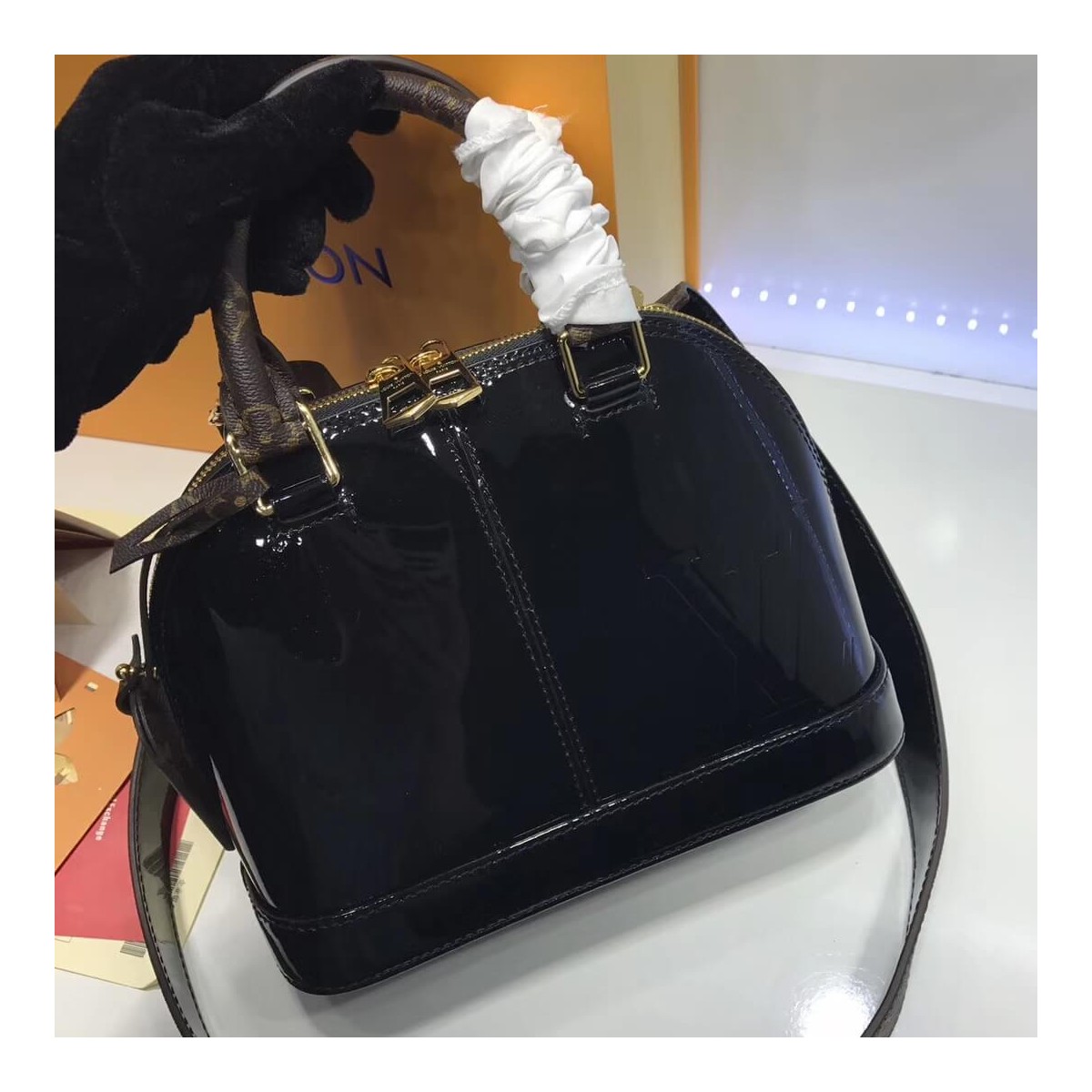 Louis Vuitton Patent Leather Alma BB M54785