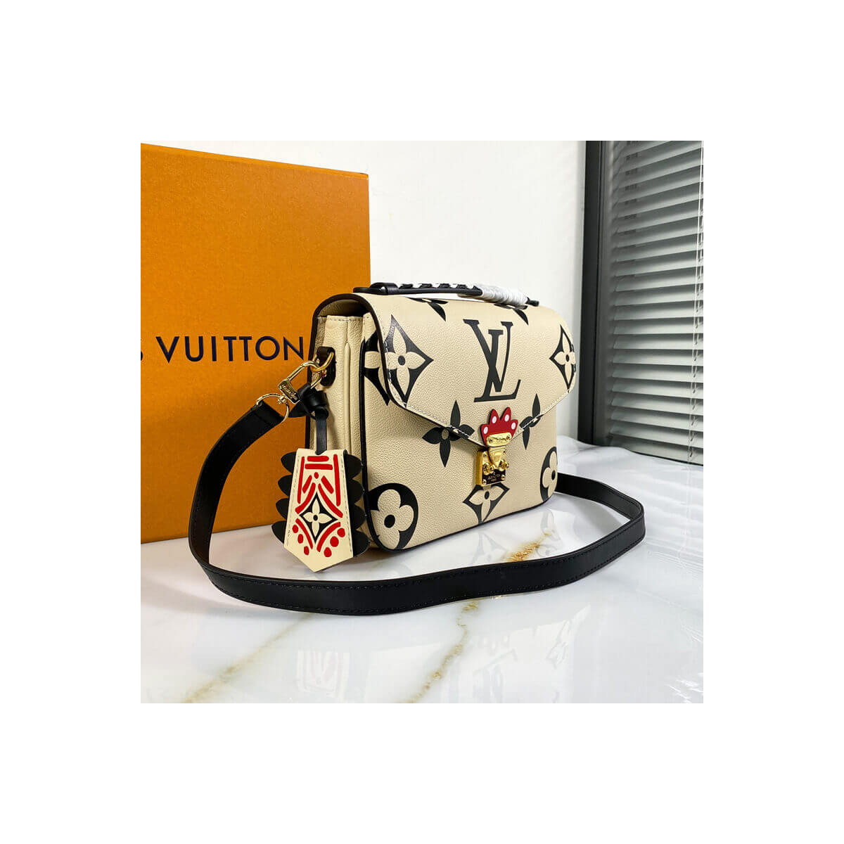 Louis Vuitton LV Crafty Pochette Metis M45384 M45385