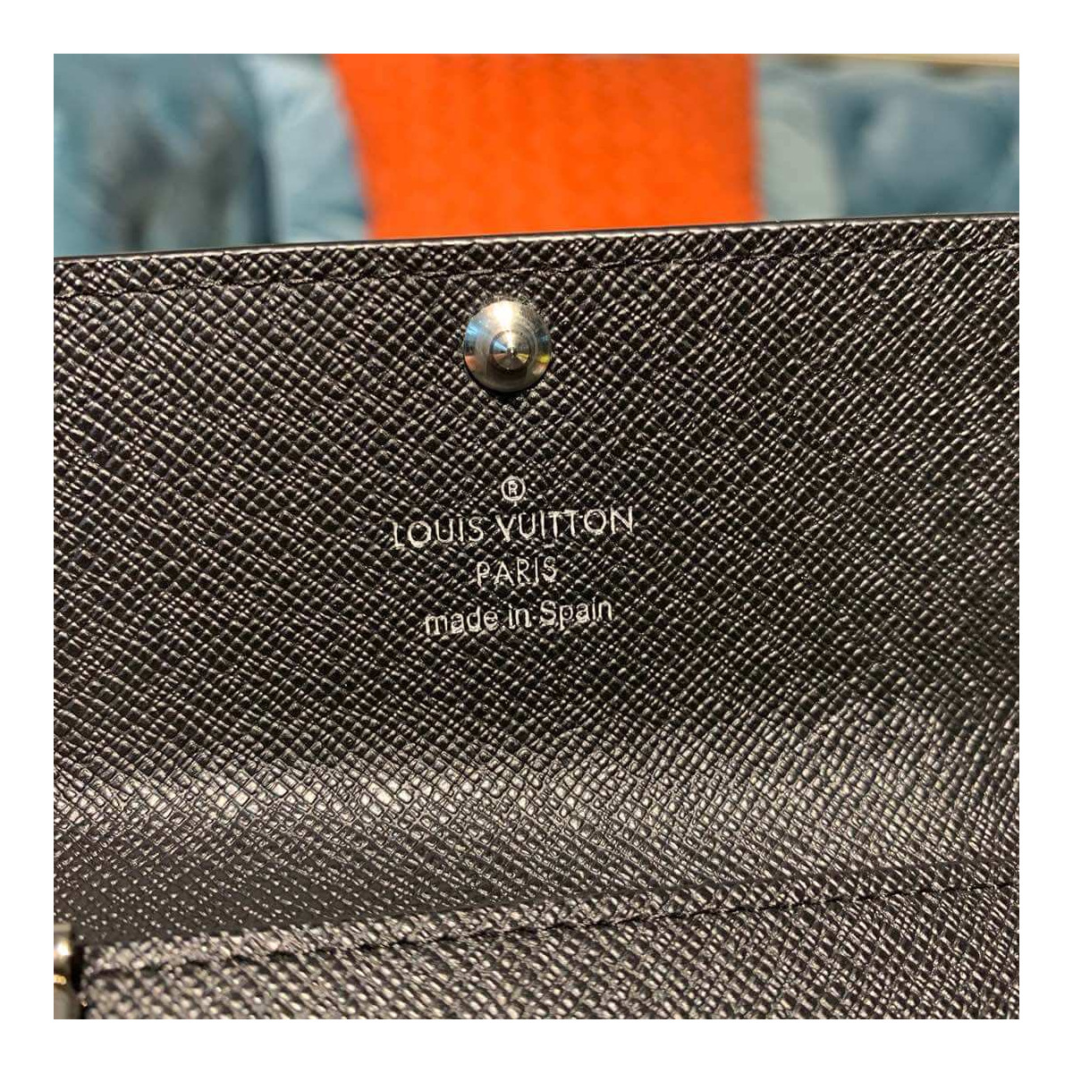 Louis Vuitton Monogram Eclipse 6 Key Holder M60701