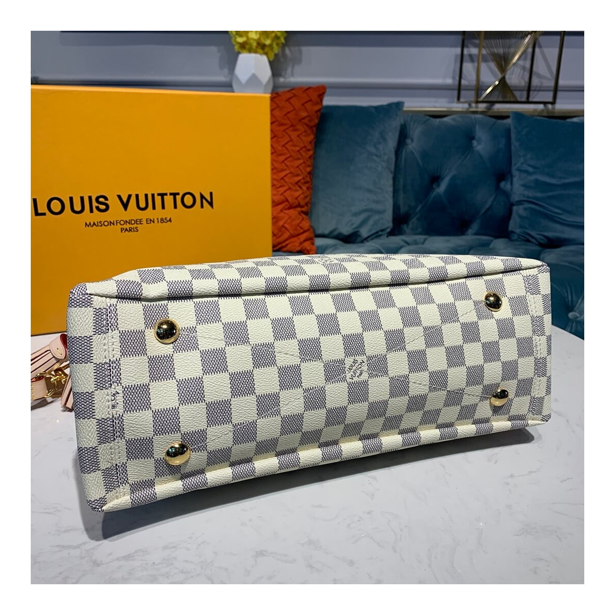 Louis Vuitton Damier Azur Canvas Lymington N40022