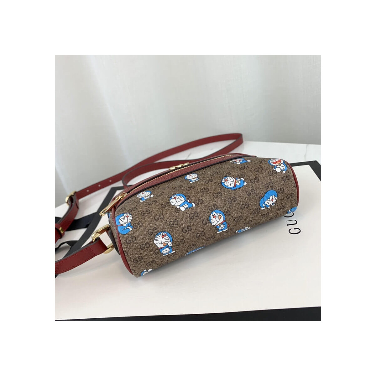 Doraemon x Gucci Mini Bag 647784